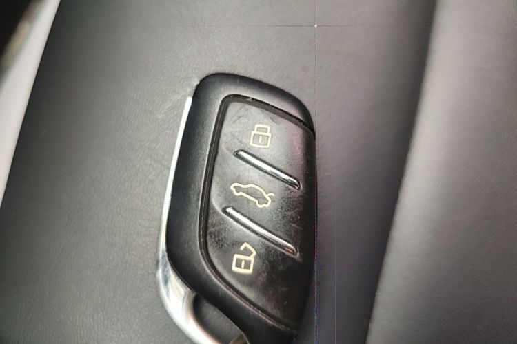 MG 5 2024 car image #9
