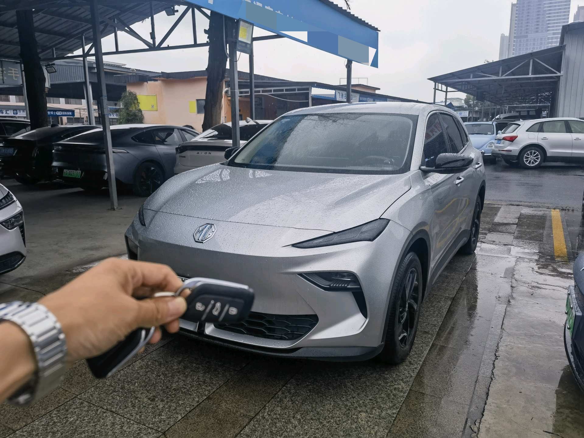 MG ES5 2025 MG ES5 2025 car image