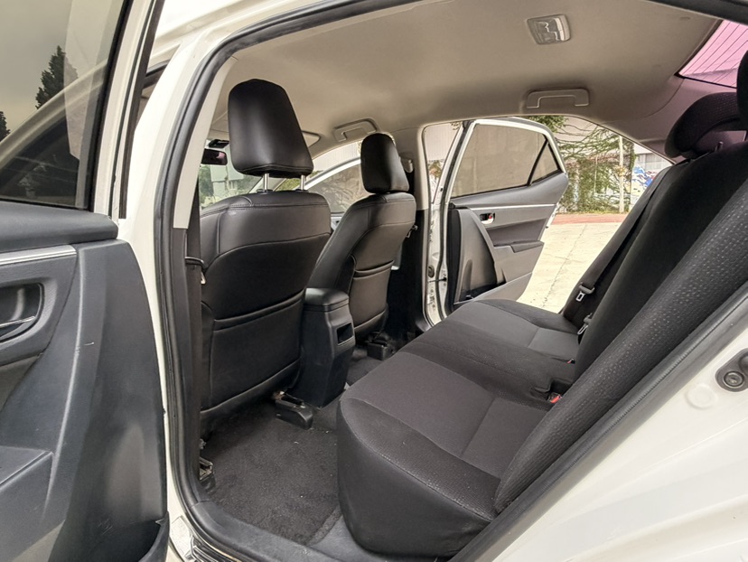 Toyota Corolla 2018 #13 Toyota Corolla 2018 car image #13
