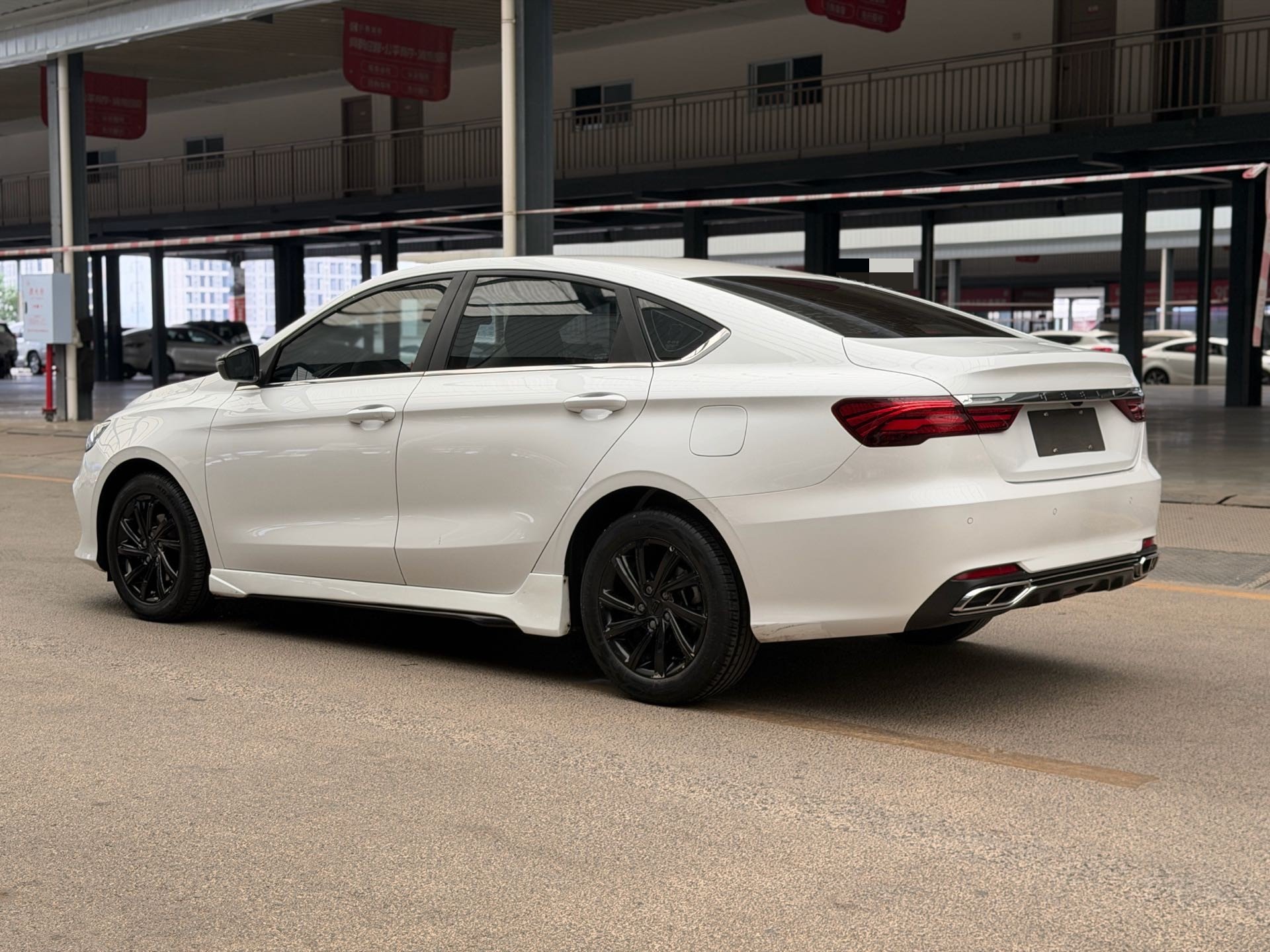 GEELY Binray 2018 car image #17