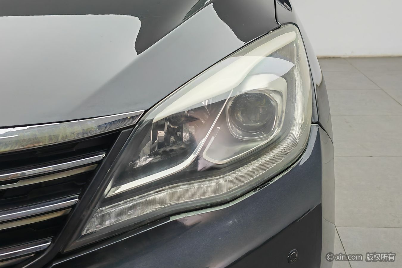 2016 car image #6