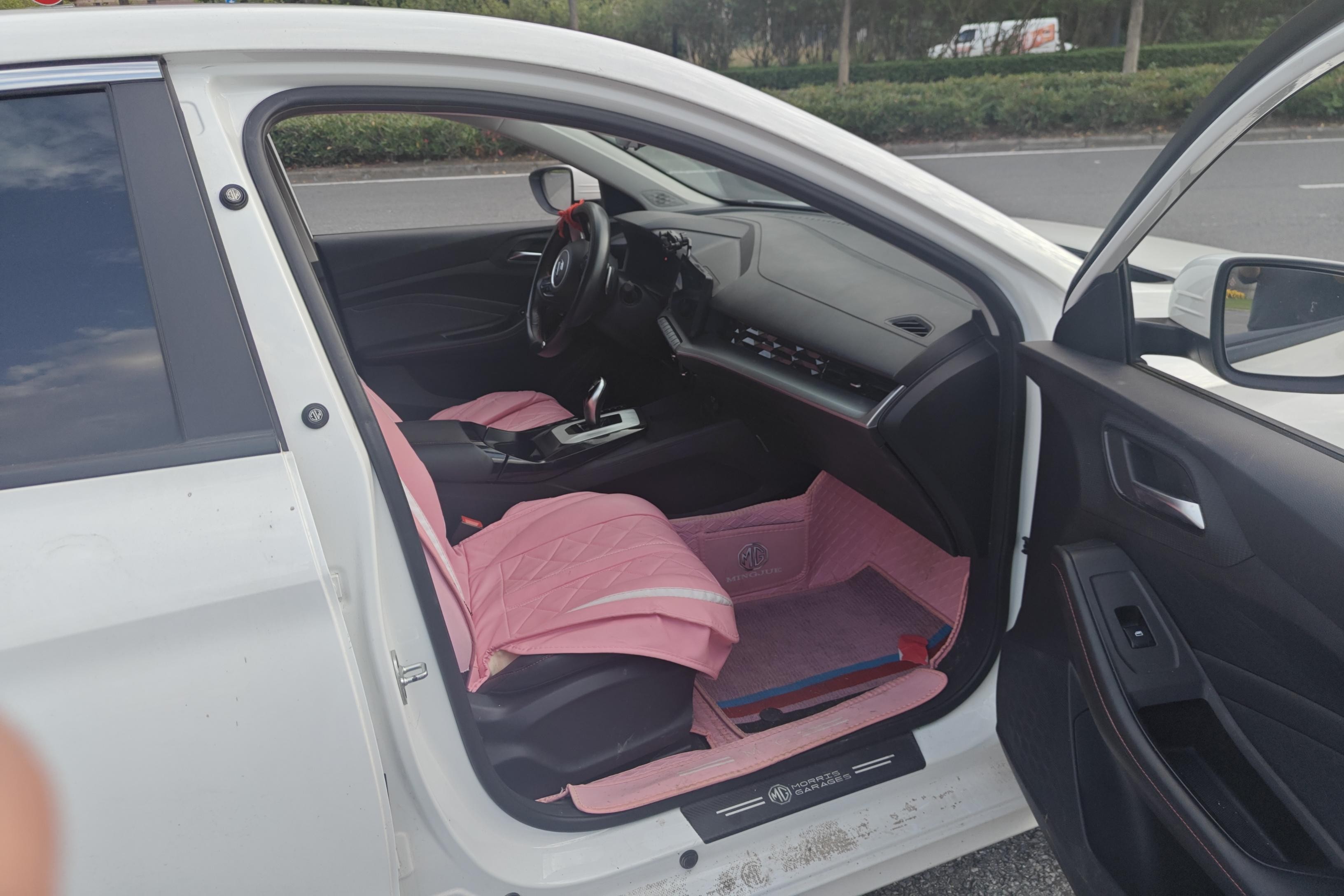 MG 5 2022 car image #2