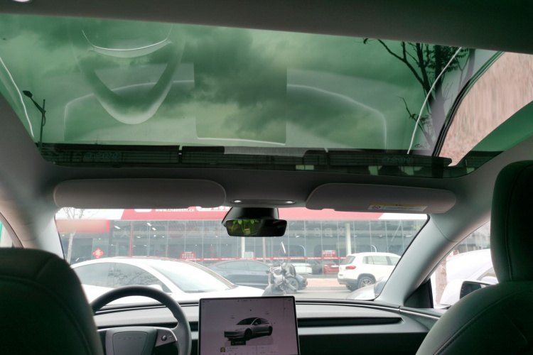 Tesla Model 3 2023 #18 Tesla Model 3 2023 car image #18
