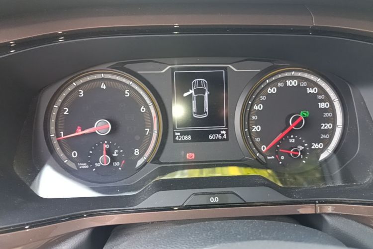 Volkswagen Tharu 2021 immagine di auto #15
