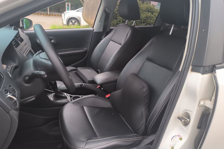 Volkswagen Polo 2017 #19 Volkswagen Polo 2017 car image #19