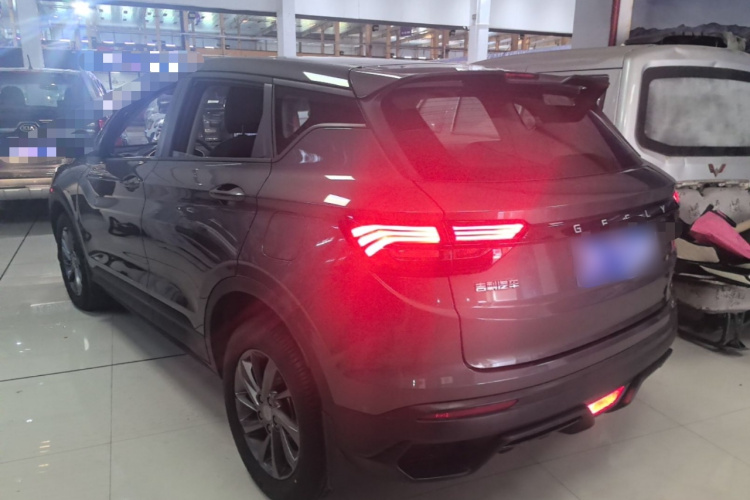 GEELY Coolray 2025 imagen de coche #5
