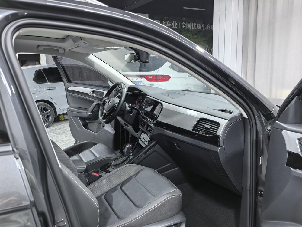 Volkswagen Tayron 2022 #14 Volkswagen Tayron 2022 صورة سيارة #14