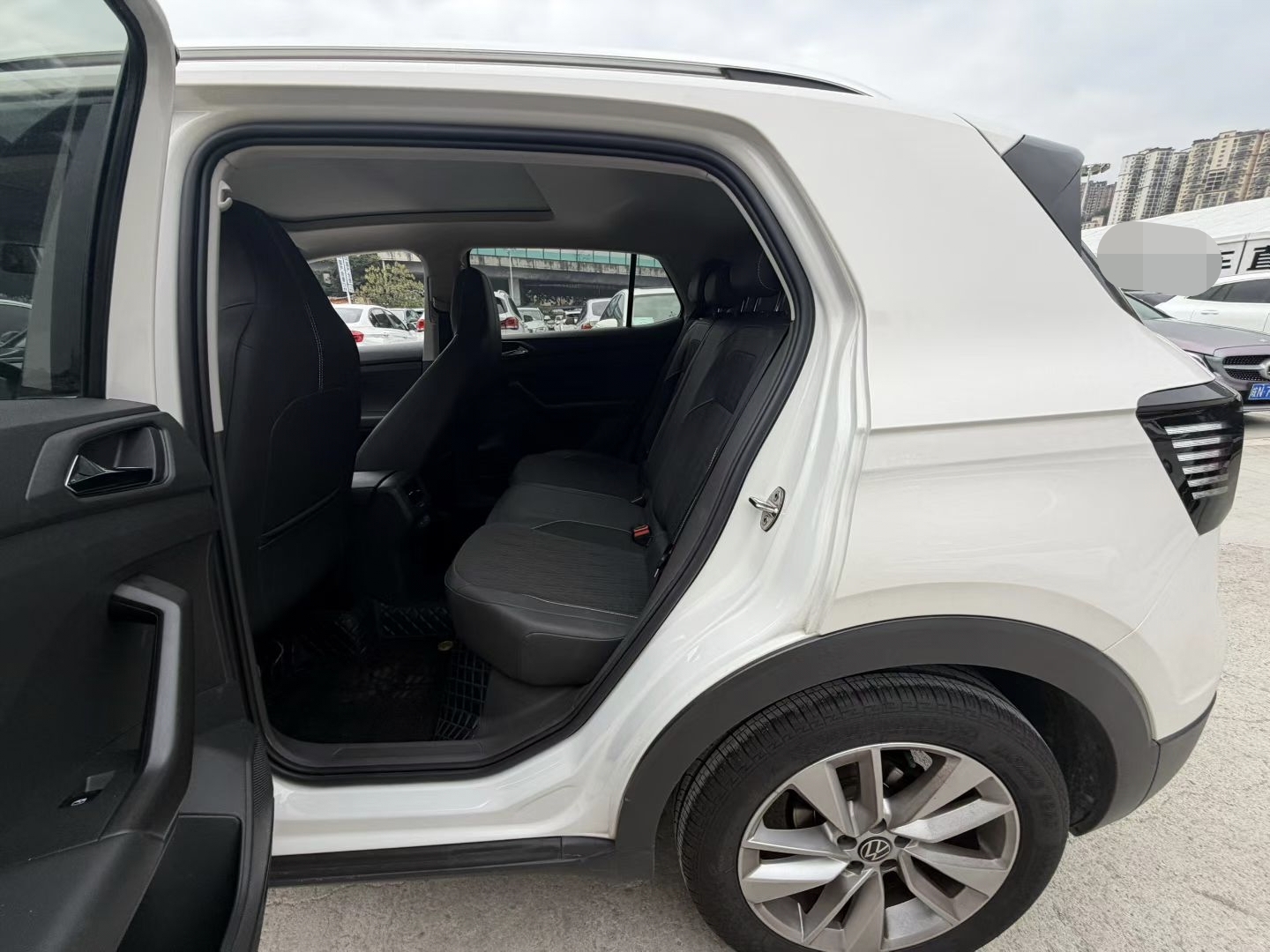 Volkswagen T-Cross 2021 #3 Volkswagen T-Cross 2021 car image #3