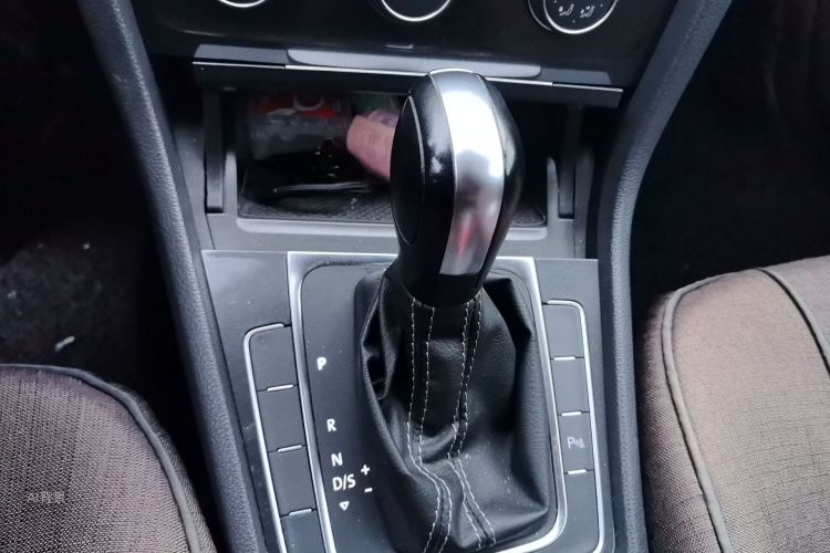 Volkswagen Golf 2017 #16 Volkswagen Golf 2017 car image #16