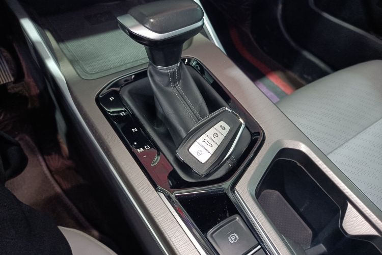GEELY Emgrand 2022 #9 GEELY Emgrand 2022 car image #9