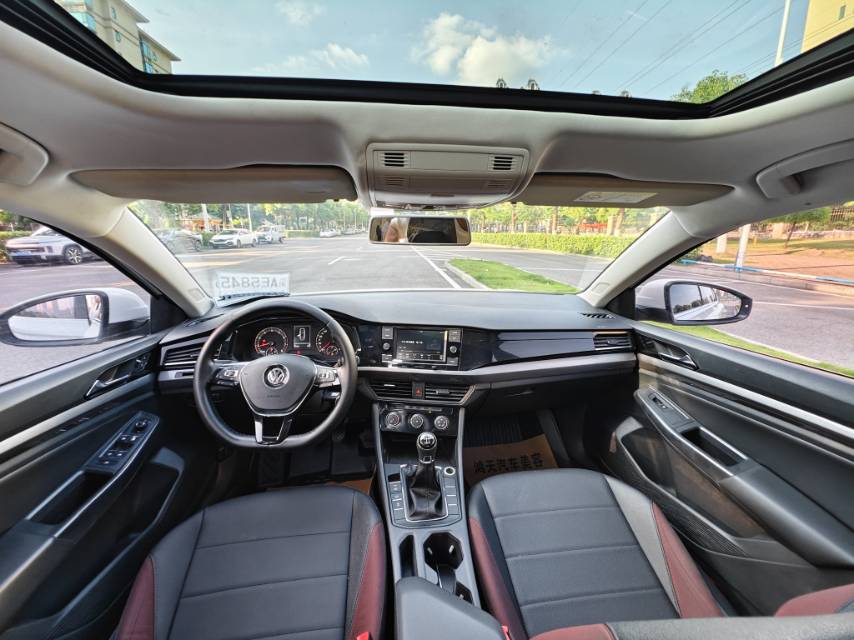 Volkswagen Bora 2019 car image #6
