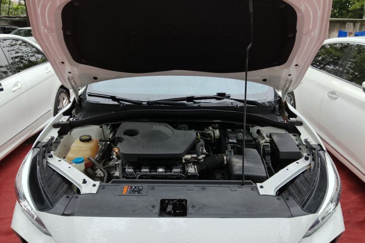 MG 5 2024 imagen de coche #20