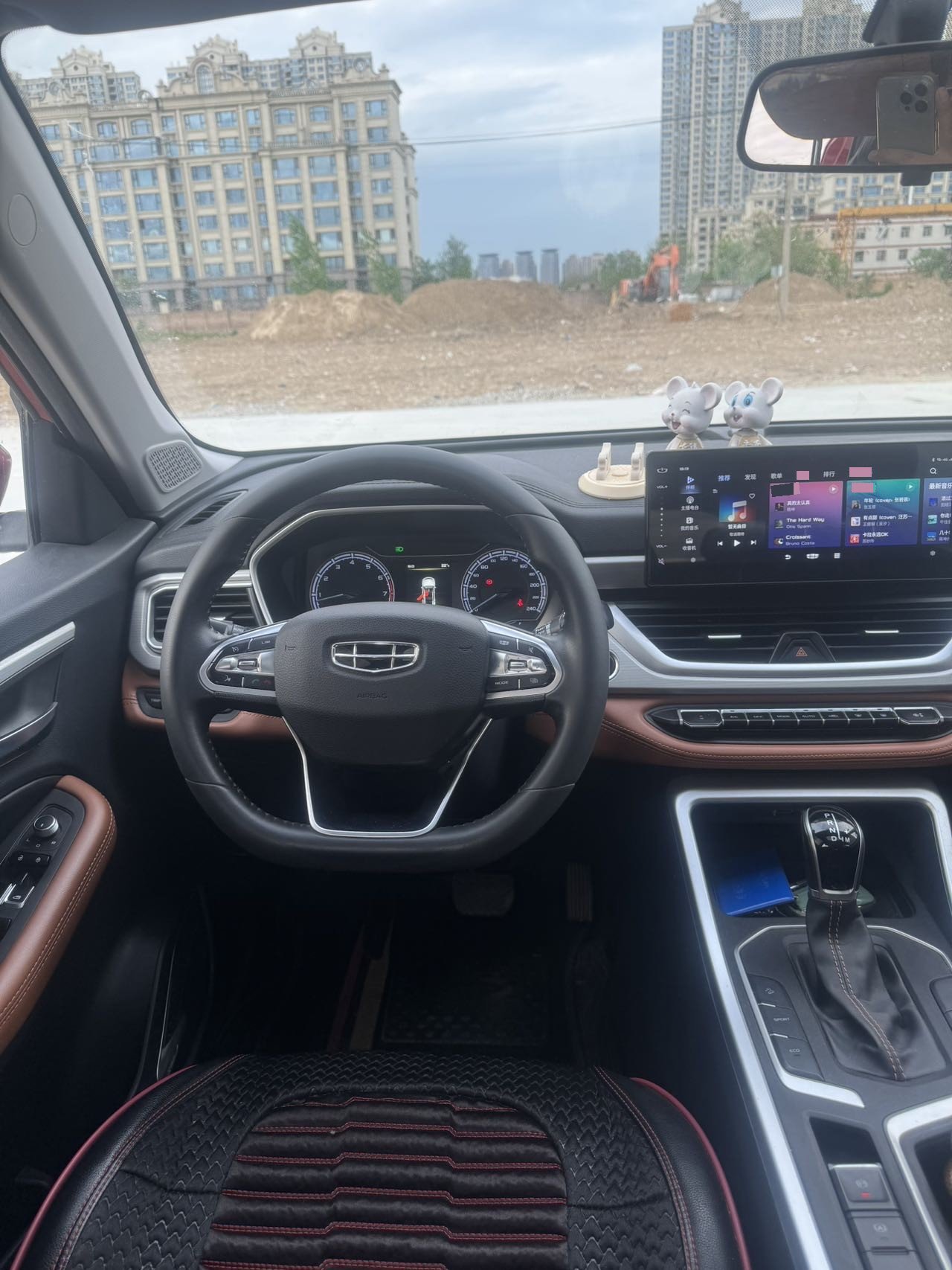 GEELY Vision X6 2020 изображение автомобиля #5