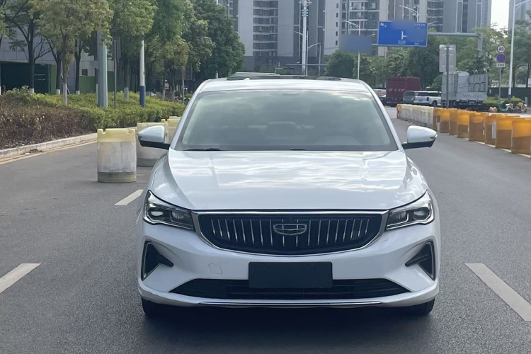 GEELY Emgrand 2022 изображение автомобиля #8