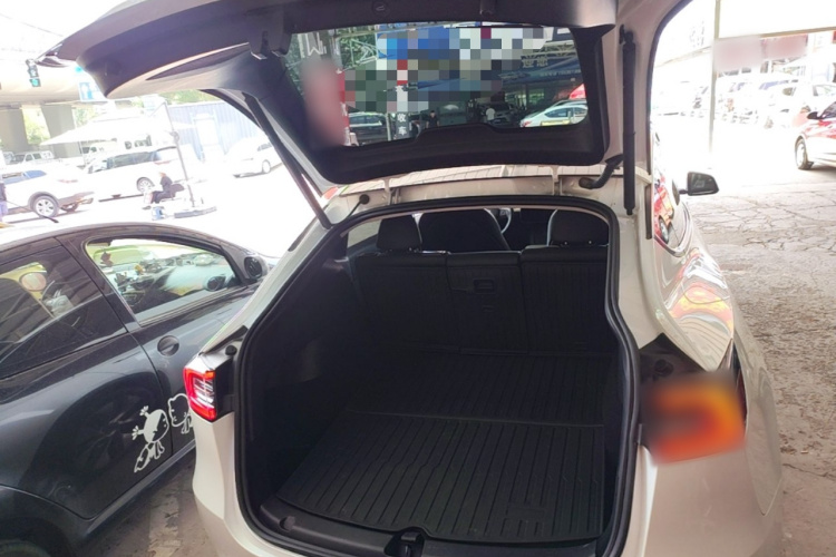 Tesla Model Y 2023 #19 Tesla Model Y 2023 car image #19