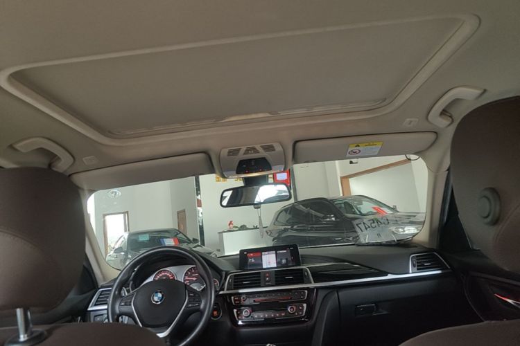 BMW 3 Series 2019 #18 BMW 3 Series 2019 car image #18