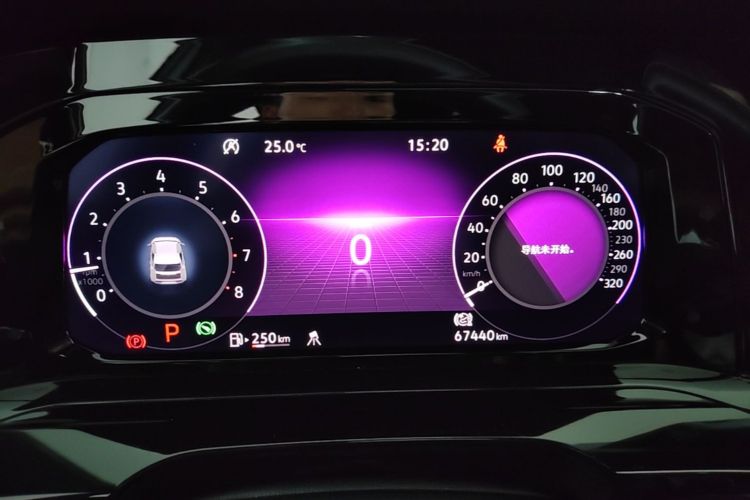 Volkswagen Golf 2021 car image #16