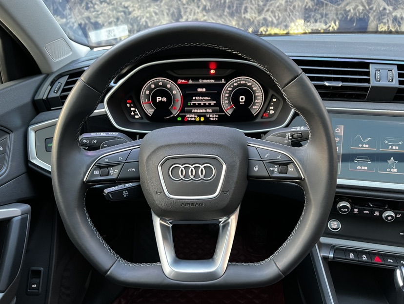 Audi Q3 2022 #10 Audi Q3 2022 car image #10