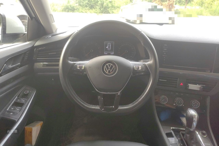 Volkswagen Bora 2022 car image #12
