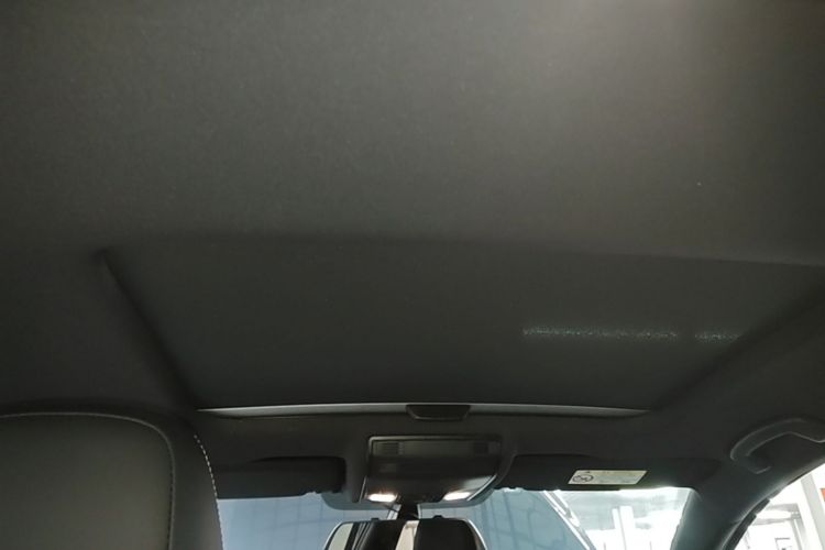 Volkswagen Golf 2020 car image #18