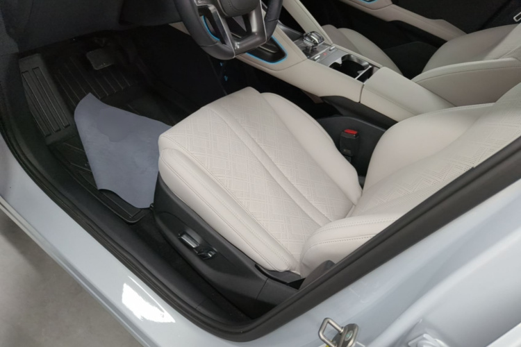 BYD YuanUP 2024 #15 BYD YuanUP 2024 car image #15
