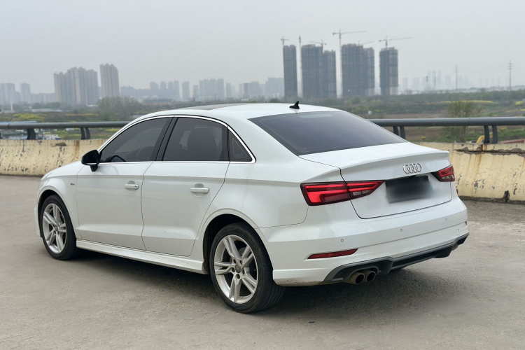 Audi A3 2020 car image #7