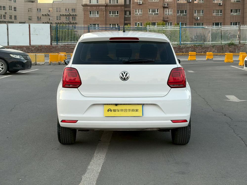 Volkswagen Polo 2018 car image #5