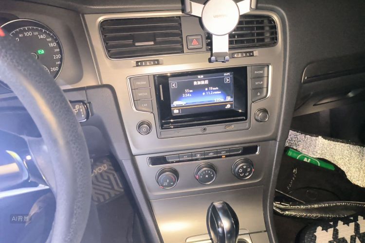 Volkswagen Golf 2016 car image #15