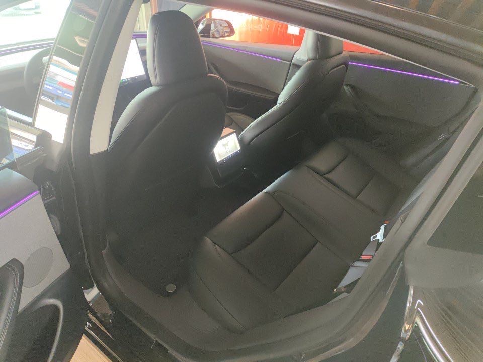 Tesla Model 3 2025 car image #2