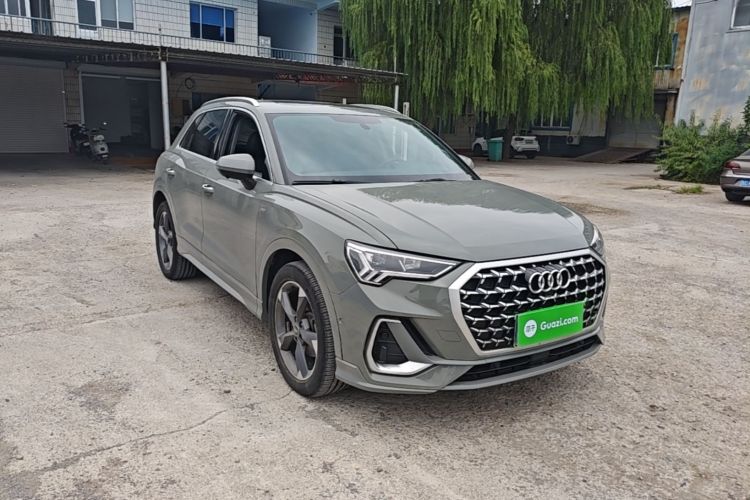 Audi Q3 2024 car image #6