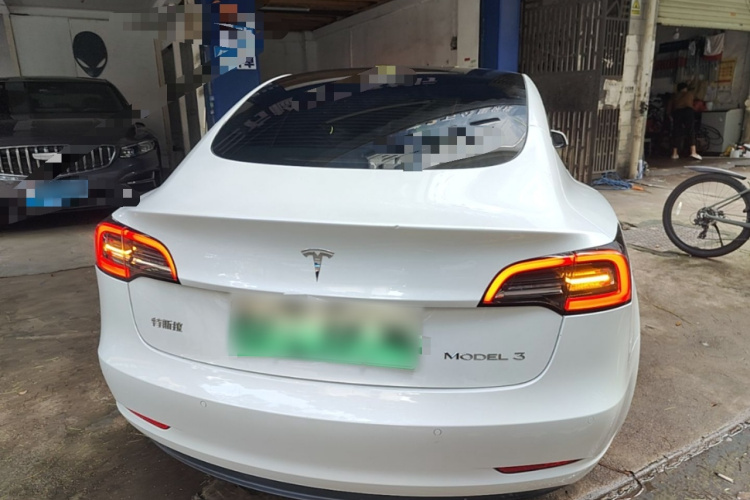 Tesla Model 3 2022 car image #6