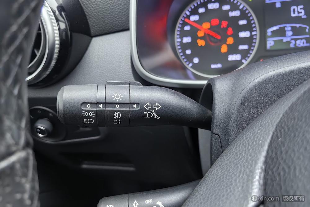 MG ZS 2019 #17 MG ZS 2019 car image #17