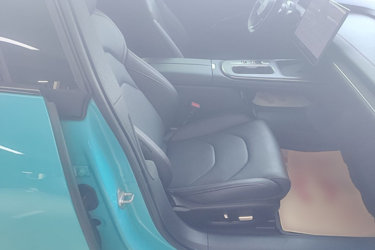 MI SU7 2024 car image #24