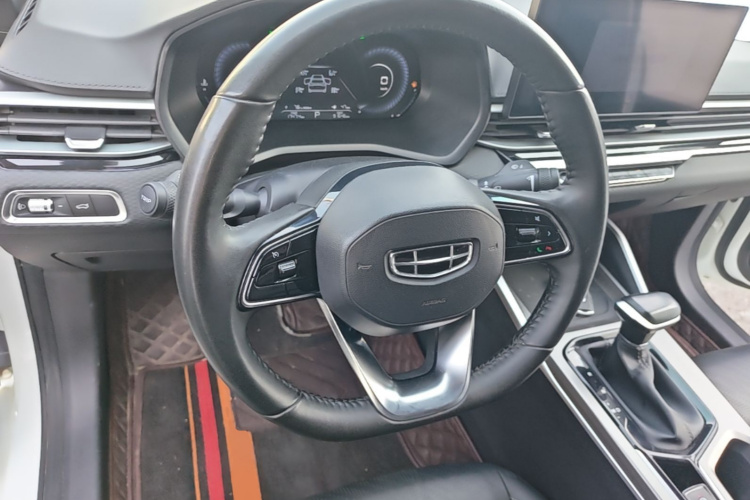 GEELY Emgrand 2023 car image #11