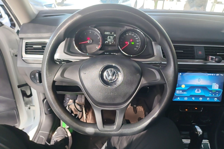 Volkswagen Bora 2021 car image #15