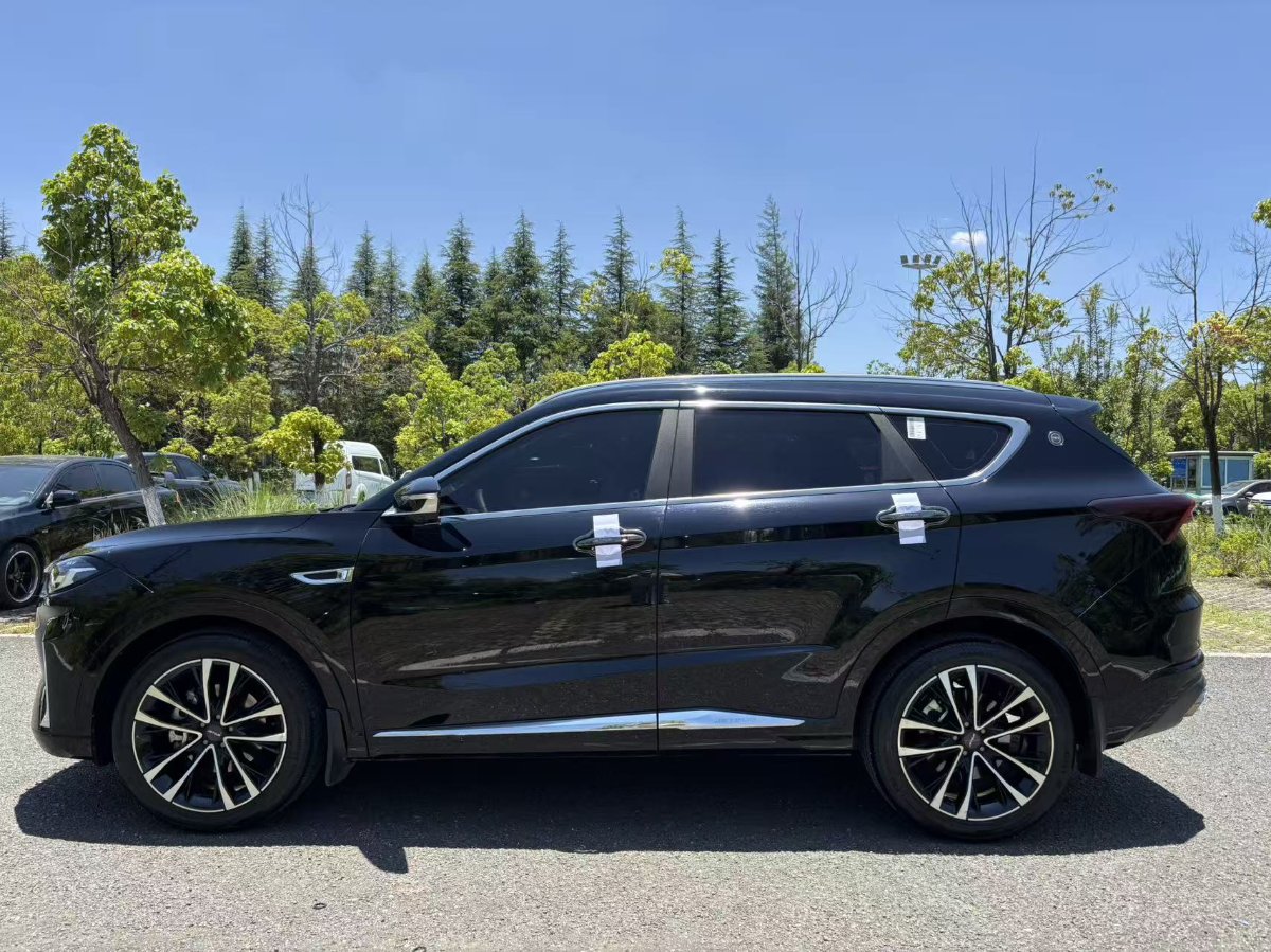 Jetour X70 PLUS 2023 car image #10