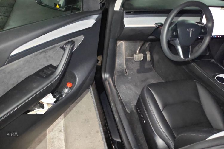 Tesla Model Y 2023 #18 Tesla Model Y 2023 car image #18