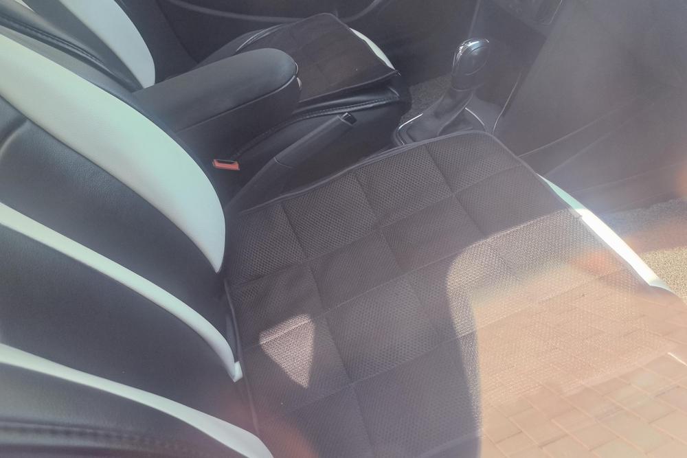 Volkswagen Polo 2014 car image #11