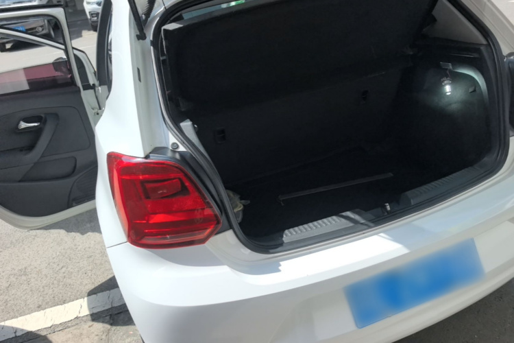 Volkswagen Polo 2017 #5 Volkswagen Polo 2017 car image #5