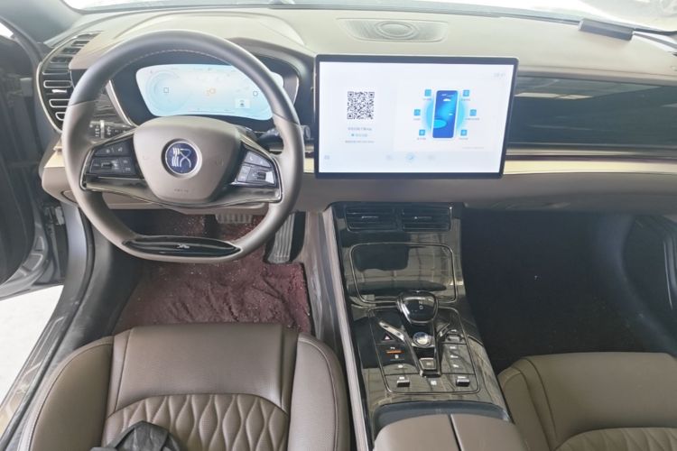 BYD Han 2023 car image #10