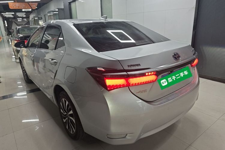 Toyota Corolla 2017 #5 Toyota Corolla 2017 car image #5