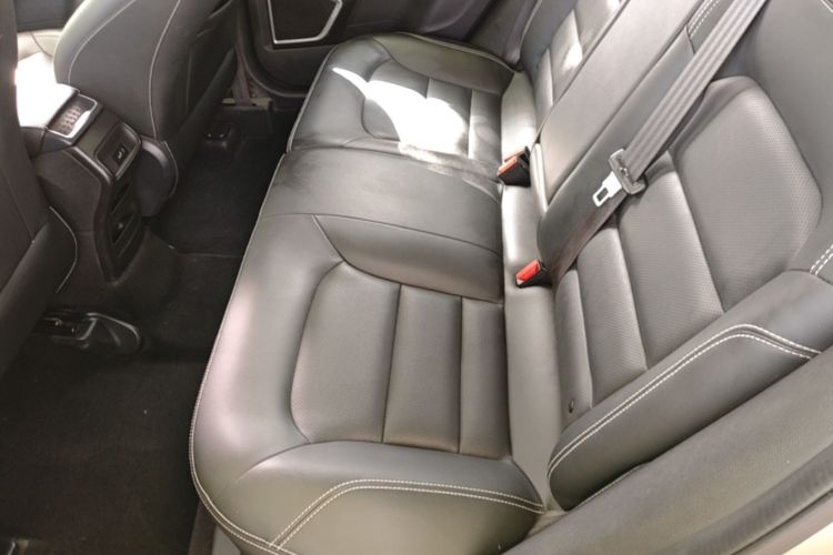 GEELY Emgrand GS 2017 car image #17