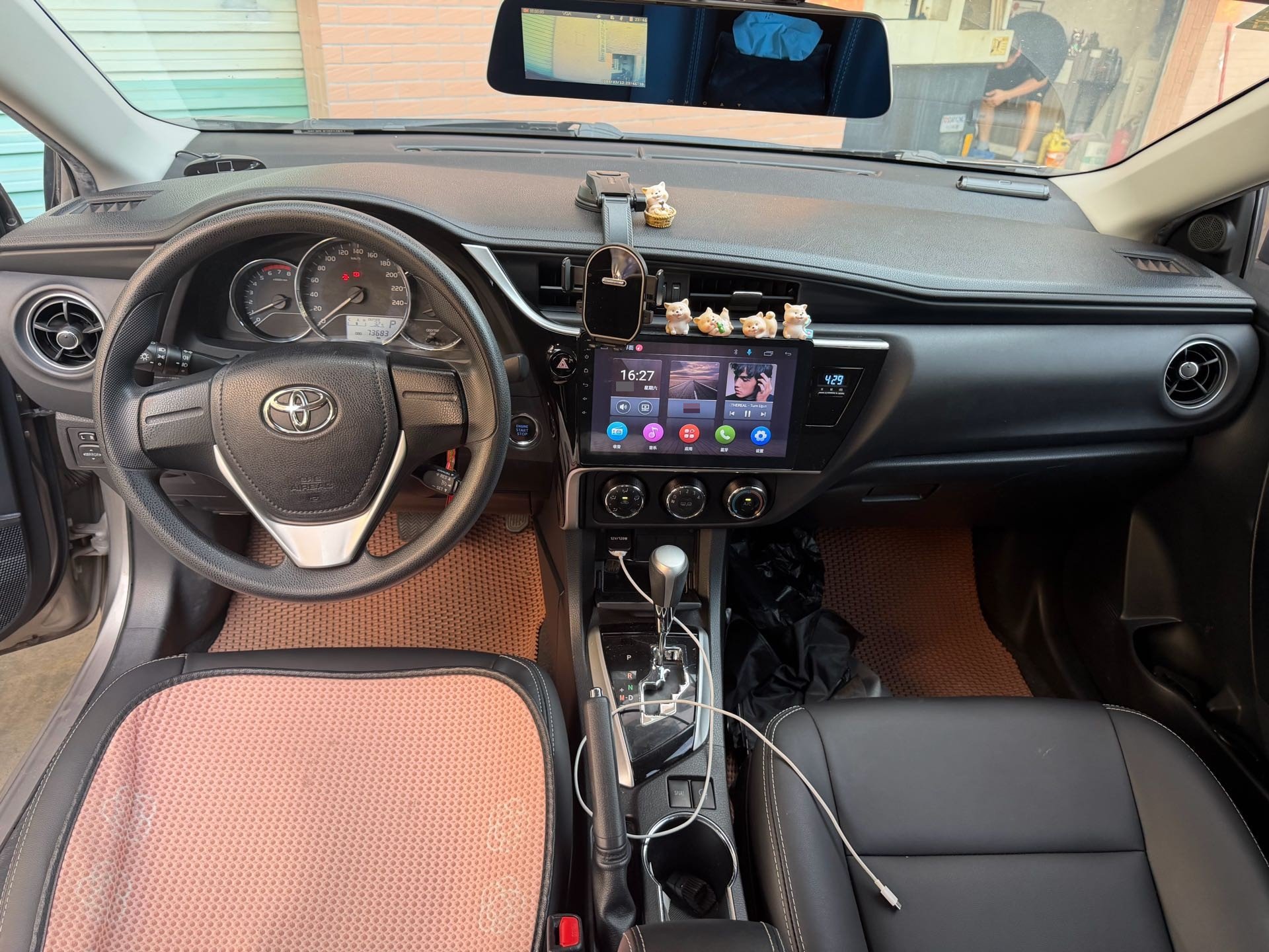 Toyota Corolla 2019 #4 Toyota Corolla 2019 car image #4