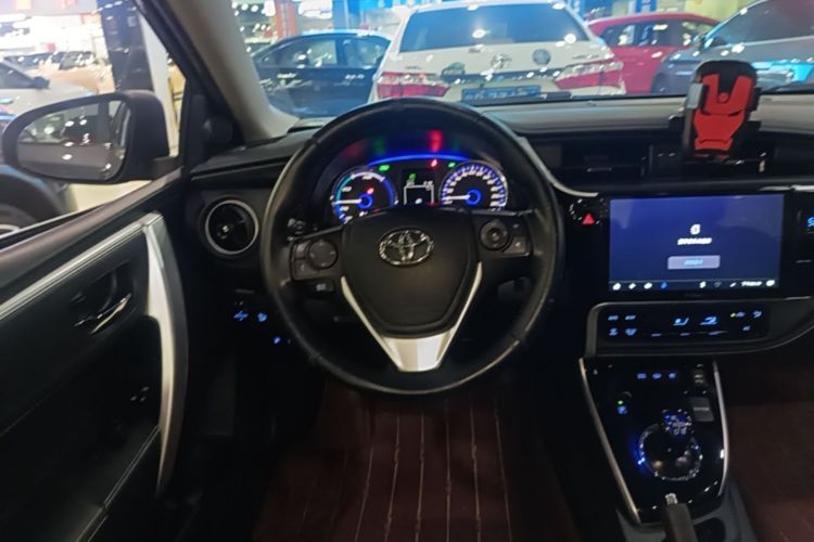 Toyota Corolla Hybird E+ 2019 immagine di auto #11
