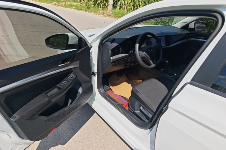 Volkswagen Bora 2019 صورة سيارة #12