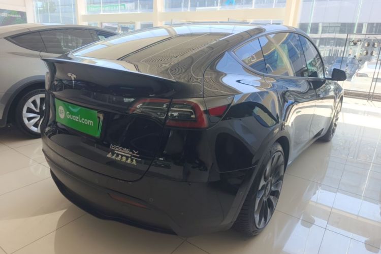 Tesla Model Y 2022 #7 Tesla Model Y 2022 car image #7