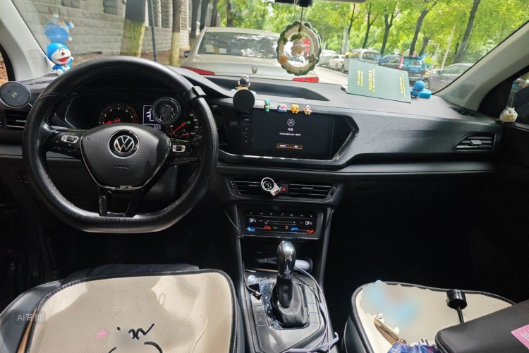 Volkswagen Tharu 2021 car image #11