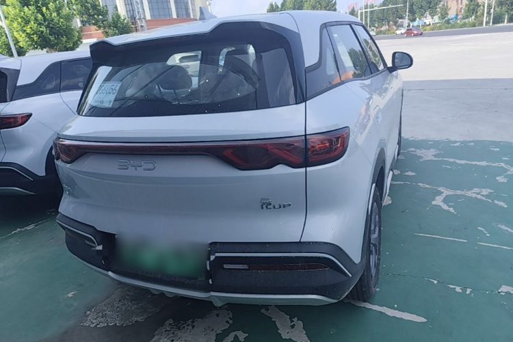 BYD YuanUP 2026 car image #6