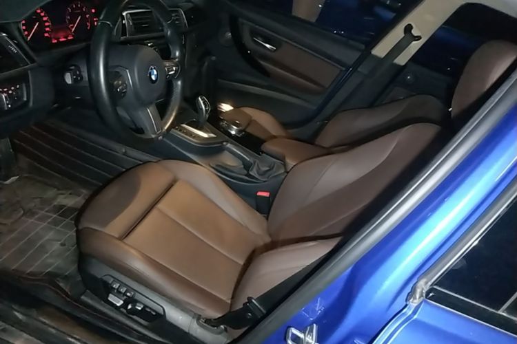 BMW 3 Series 2019 #15 BMW 3 Series 2019 car image #15