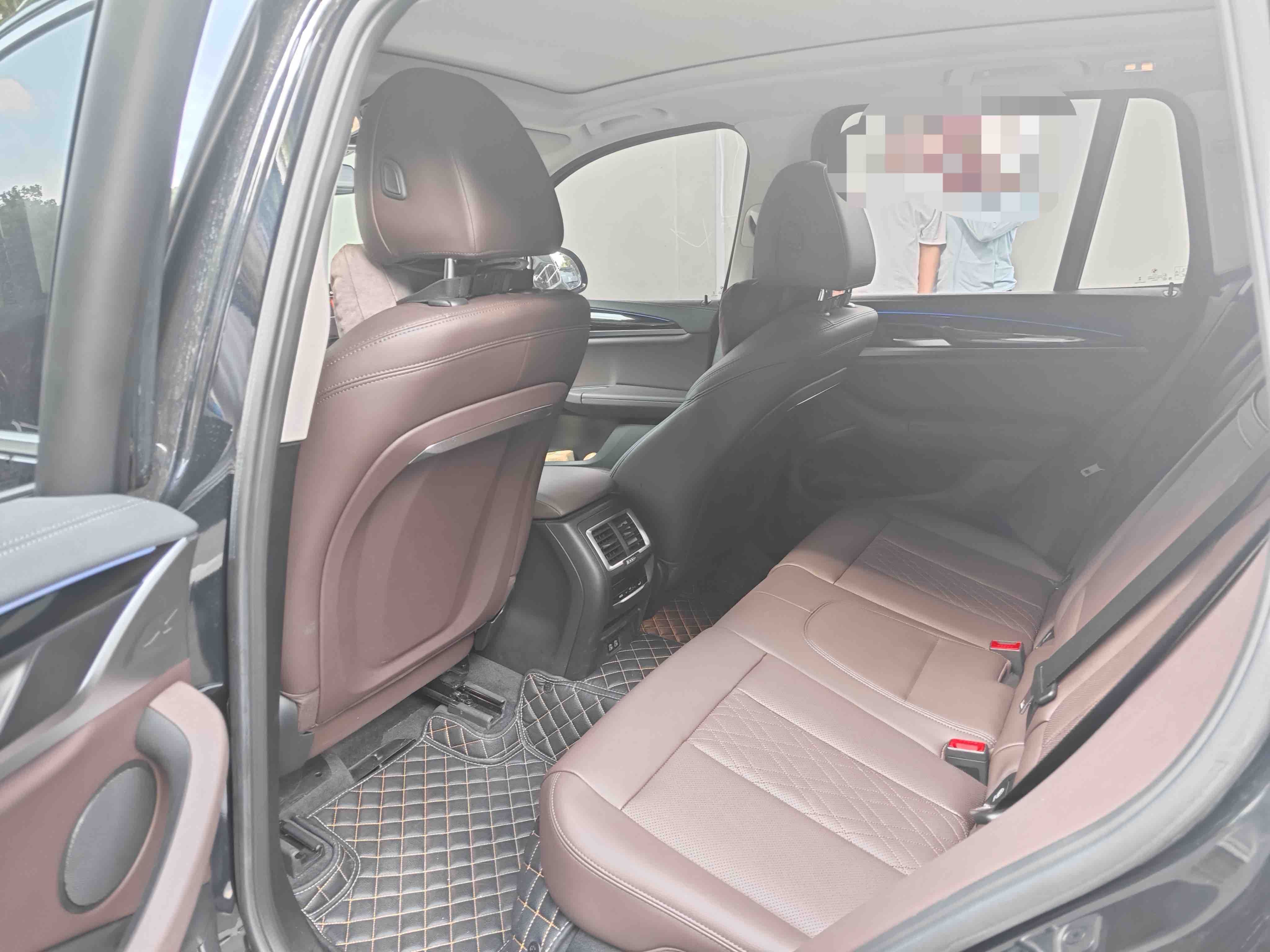 BMW X3 2023 car image #2